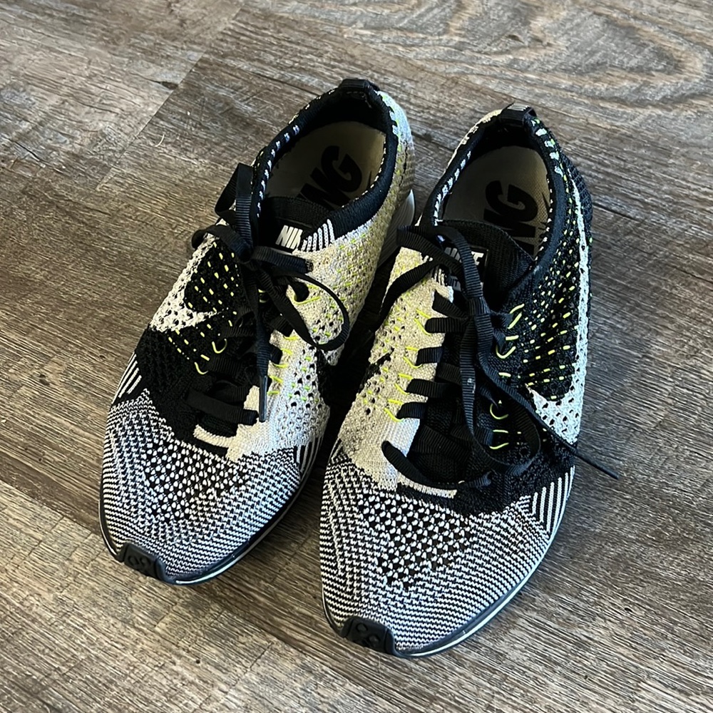 Nike Flyknit Racer